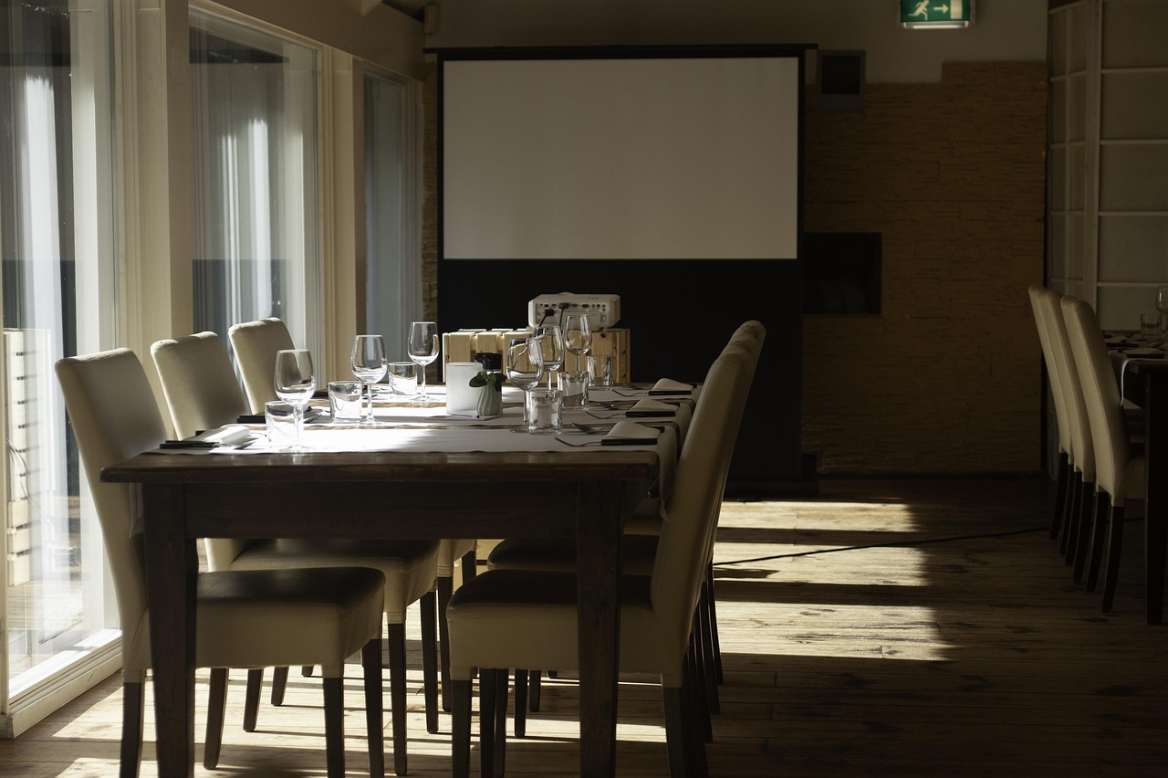 暴力游戏中技术支持是否合适